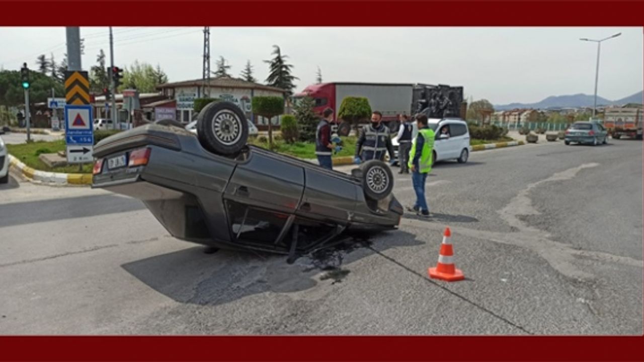 Direksiyon hakimiyetini kaybetti, takla atarak durabildi