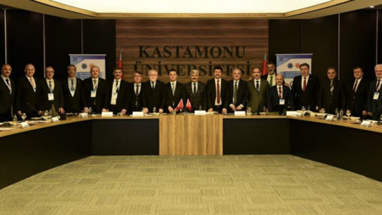 16 Rektör bir araya geldi