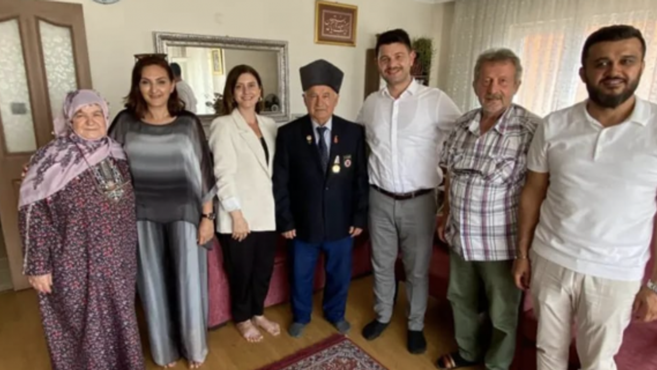 AK Parti Merkez İlçe'den Şehit ve Gazileri ziyaret etti