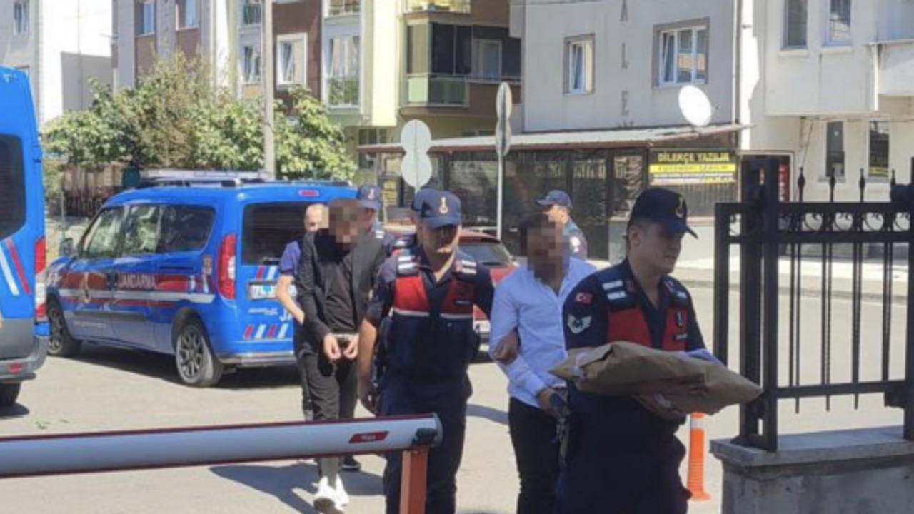 2 kilo 100 gram amfetamin uyuşturucu yakalandı