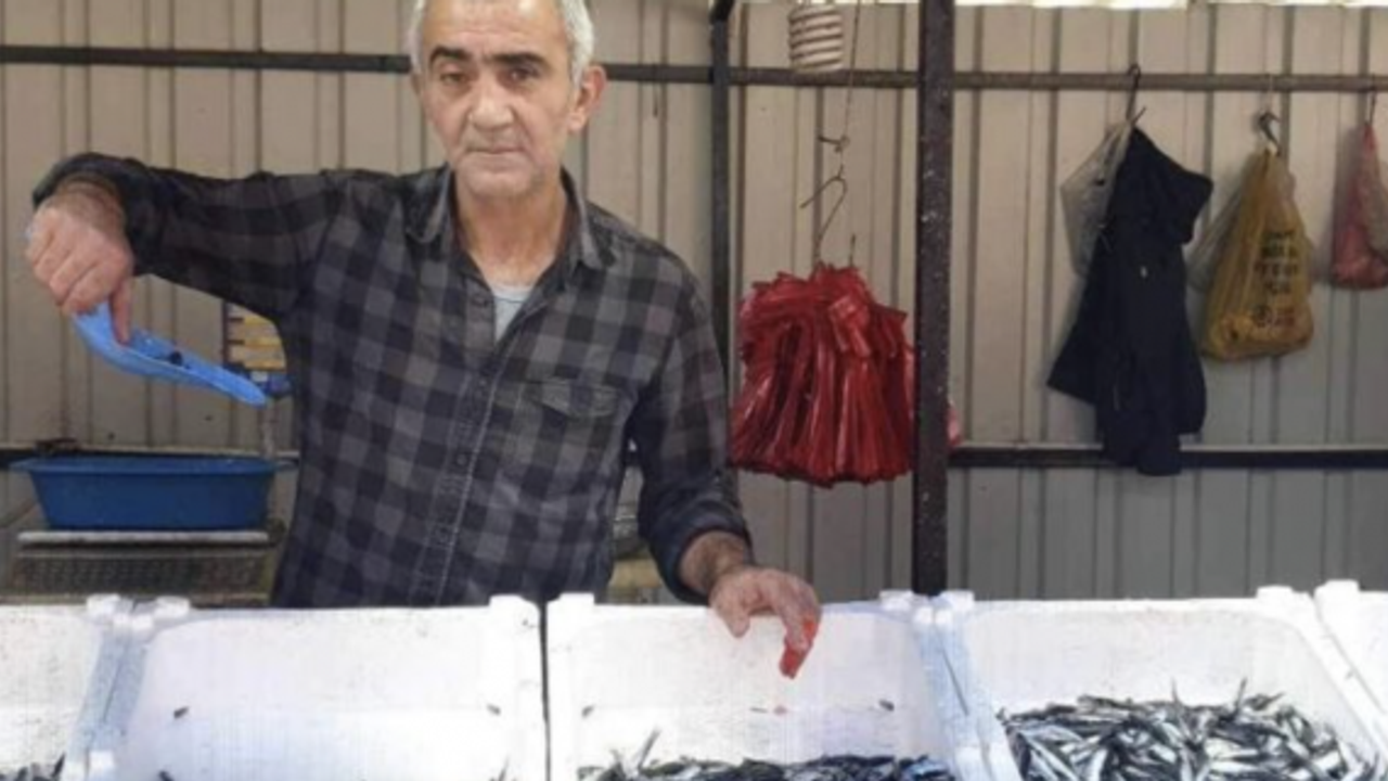 Balık fiyatları düştü, vatandaş ilgi gösterdi