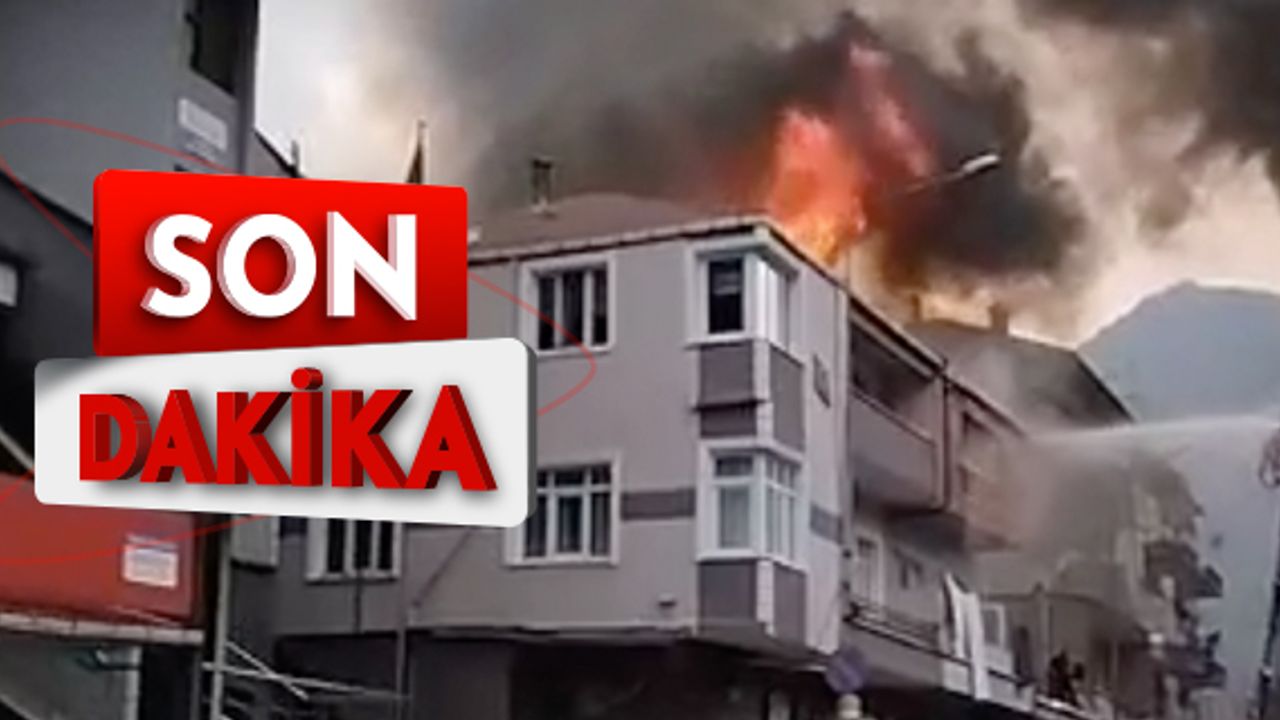 İkinci katta çıkan çatıya sıçradı: Ekipler olay yerinde...