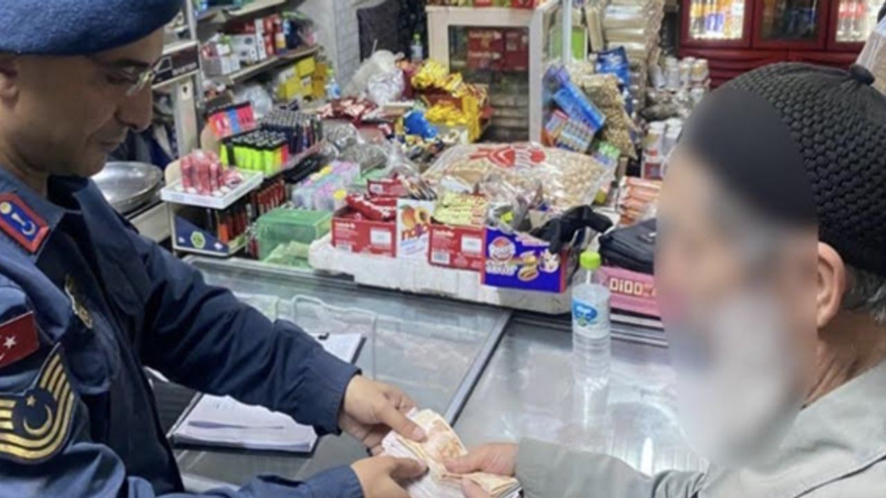İş yerinden 22 bin lira çalmış!