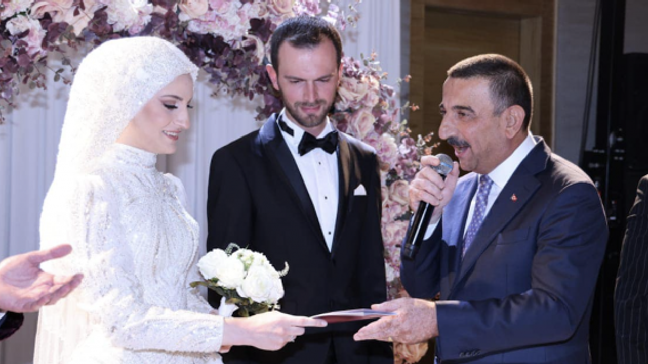 Hilal Naz ile Hasan Ali Aktarı dünya evine girdi