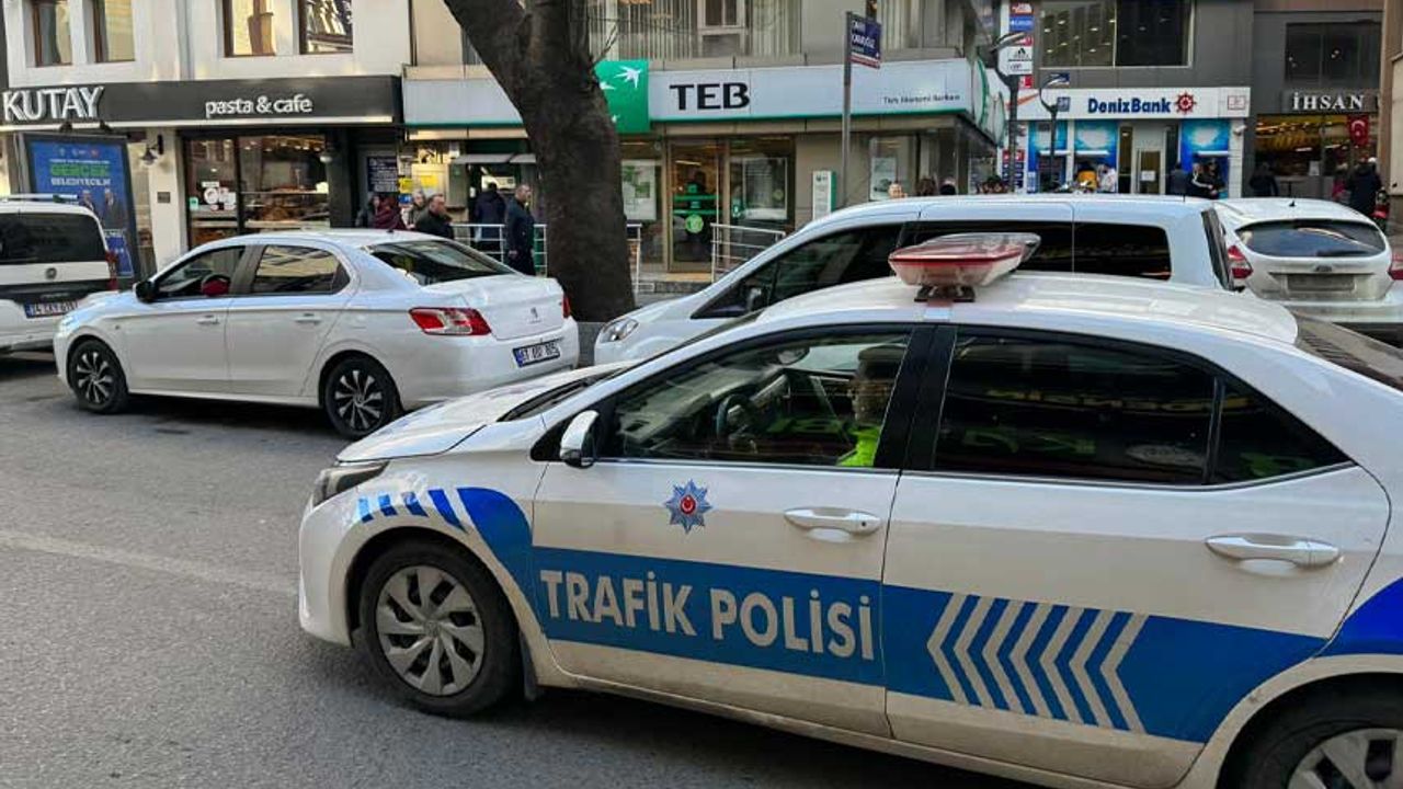 Gazipaşa'da hatalı parklanan sürücülere ceza yağdı