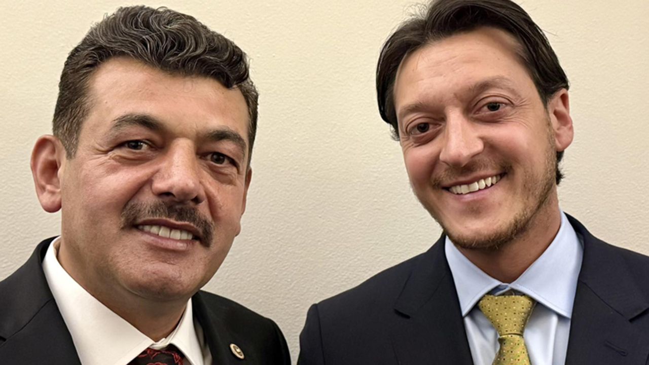 Milletvekili Avcı, MYK Üyesi Mesut Özil ile görüştü