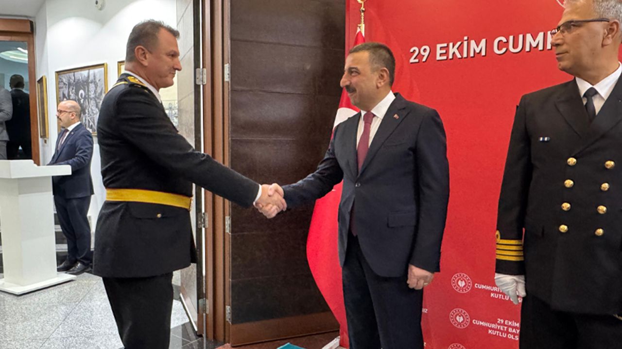 Zonguldak'ta Tebrikat töreni yapıldı, protokol bayramlaştı