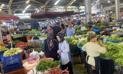 İşte pazar fiyatları: Patates 16 TL, Marul 20 TL, Fasülye 35 TL