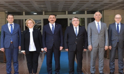 Vali Hacıbektaşoğlu'ndan Rektör Özölçer'e ziyaret