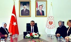 AK Kadınlardan Vali Hacıbektaşoğlu'na ziyaret