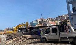 Fevkani Köprü'nün Soğuksu ve Acılık ayağı tamamen yıkıldı
