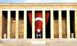 Çetin bozkurt: Değeri her gün biraz daha artan önder...
