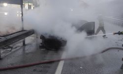 D100' otomobil alev alev yandı