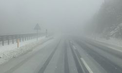 Zonguldak-Ereğli yolunda kar yağışı etkili oldu...