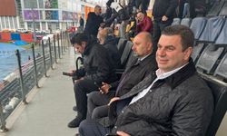 Cem Dereli'den Kömürspor'a tribün desteği