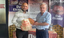 Ahmet Duyar, Ova Ekmek İşletmesini ziyaret etti