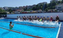 Zonguldak'ta "Yüzme bilmeyen kalmasın"