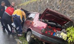 Zonguldak'ta otomobil kanala düştü: 2 yaralı