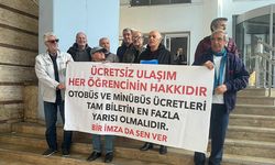 Öğrenci ulaşım ücretlerine indirim için toplanan imzalar Belediyeye teslim edildi