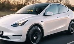 Esas Burda AVM çekilişinden 2 kişiye Tesla çıktı