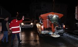 Belediye Başkanı Tahsin Erdem, gece mesaisinde