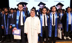BEUN Mühendislik Fakültesinde mezuniyet coşkusu