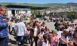 Öğrenciler, atık getirme merkezi’ni ziyaret ettiler