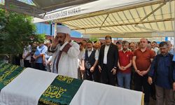 Nehirde boğulan genç, gözyaşlarıyla toprağa verildi