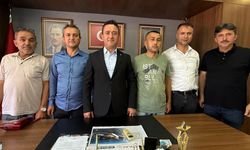 Muhtar AK Parti’ye üye oldu