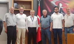 İYİ Parti'den Başhekim Hasan Tosun'a taziye ziyareti