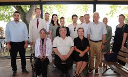 Cumhurbaşkanı Başdanışmanı Saadet Oruç’tan BEUN tanıtım standına ziyaret
