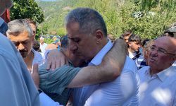 Genç motorcu gözyaşları arasında son yolculuğuna uğurlandı