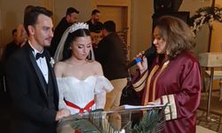Birkan ve Esmanur, görkemli bir törenle dünya evine girdi