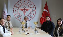 Turnuva birincisine teşekkür belgesi verildi