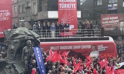 Özgür Özel tarih verdi: Halk Otobüsleri 15 gün içinde başlıyor