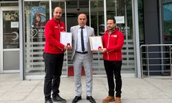 Kızılay'a 35. kez kan veren muhtara altın madalya