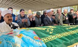 Gazeteci Mustafa Emen’in Eşi Nazmiye Emen, son yolculuğuna uğurlandı!