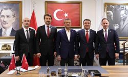 Erdoğan'ın fotoğrafı kaldırılmasa, bu kare hiç çekilemeyecekti