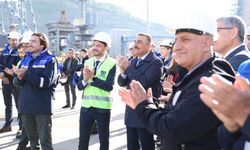 Vali Hacıbektaşoğlu, Eren Enerji Limanı'ndaki Rıhtım-4 kapasite artışını yerinde inceledi