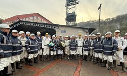 Bakan yardımcıları, Madenciler Günü’nde ocağa indiler