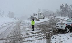 Zonguldak Ankara yolunda  kar yağışı başladı