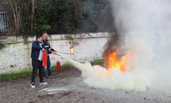 Sağlık Müdürlüğü'nde personele uygulamalı yangın tatbikatı