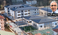 Sen misin müdür yapmayan! Okulun kapı ve parkelerini söktü