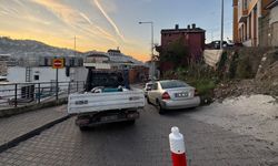 Amalebirliği Hastanesi'ne çıkan yol trafiğe kapandı