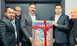 Kilimli AK Parti'den yeni il binasına hayırlı olsun ziyareti