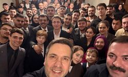 Bakan Bayraktar Zonguldaklı gençlerle buluştu