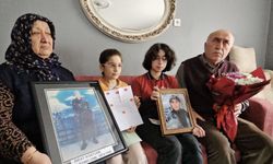 Öğrencilerin yazdığı mektuplar şehit babasını gözyaşlarına boğdu