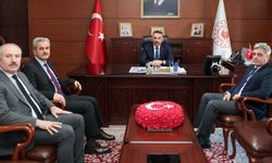 Vali Haçıbektaşoğlu, İl Müdürlerinden birifing aldı