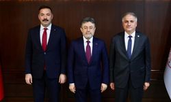 Zonguldak AK Parti, Tarım Bakanı Yumaklı'yı ziyaret etti