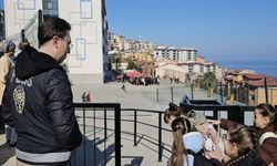 Okullarda polis nöbeti başladı, veliler memnun